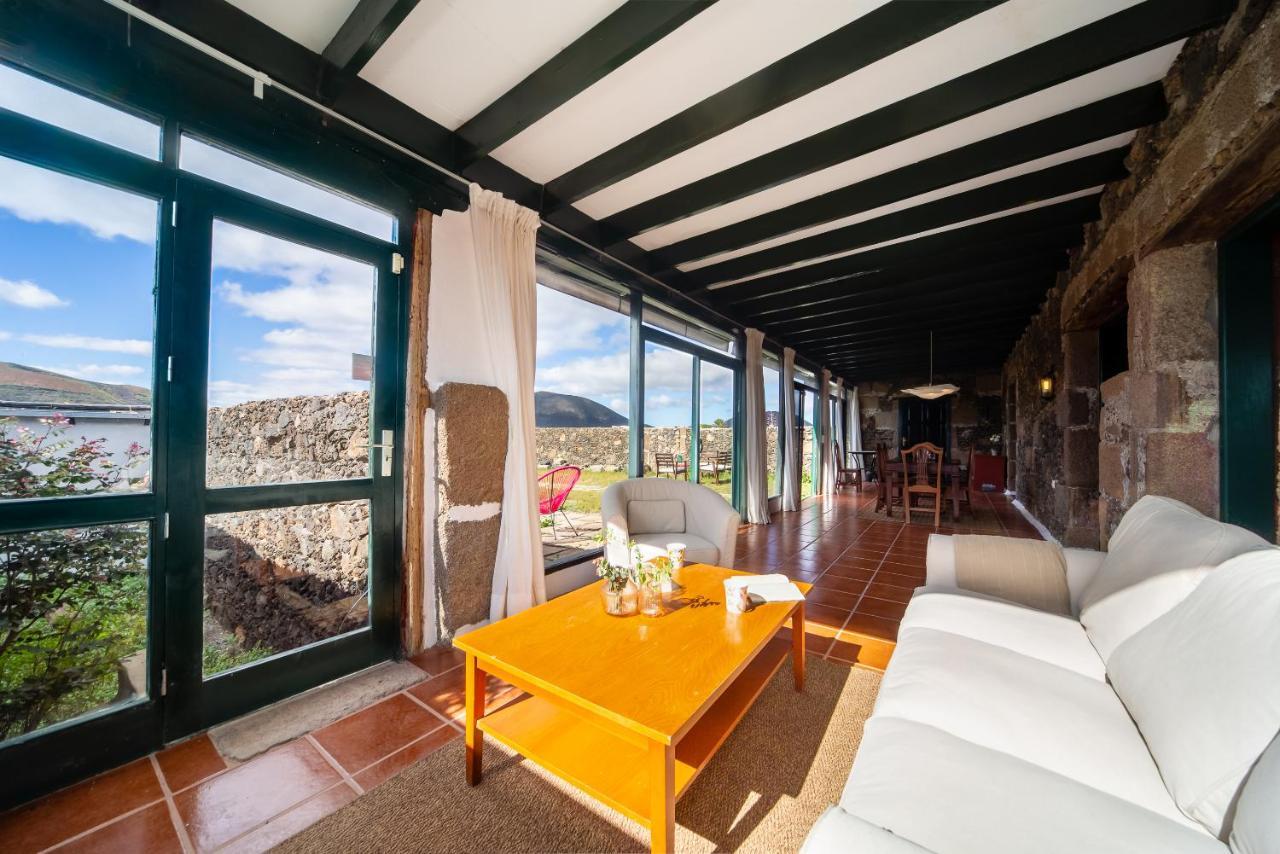 Casa "Entre Vinedos" En Masdache Villa Tías Dış mekan fotoğraf